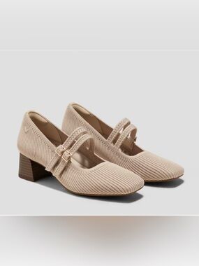 Women’s Beige Ribbed Mary Jane Heels